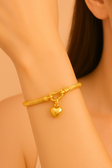 18K Gold Stainless Steel Heart Pendant Bangle Bracelet | Charm Bracelet for Men & Women | Stylish And Durable Jewelry Gift